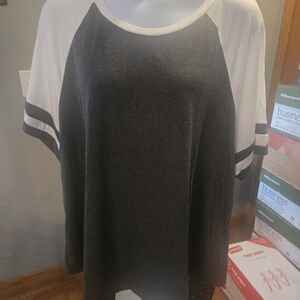 Women's Black and White Raglan Top